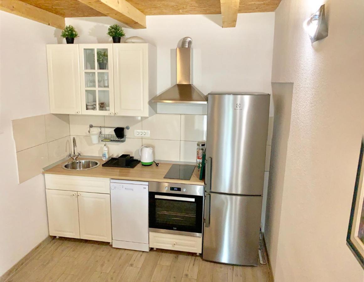 מאקרסקה Summer Apartment מראה חיצוני תמונה